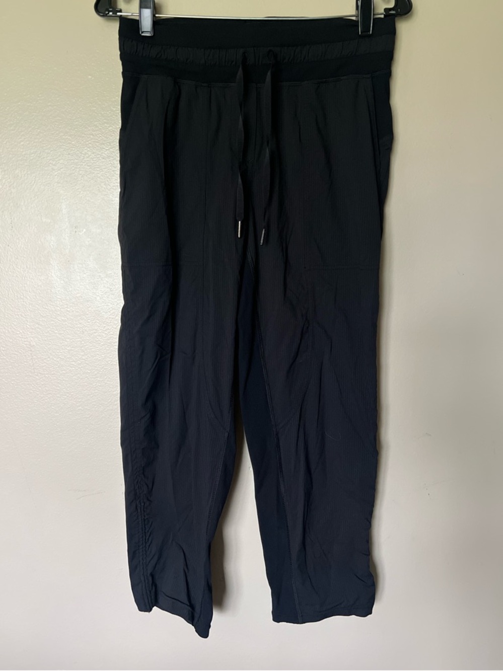Lululemon Black Dance Studio Mid-Rise Crop 25"